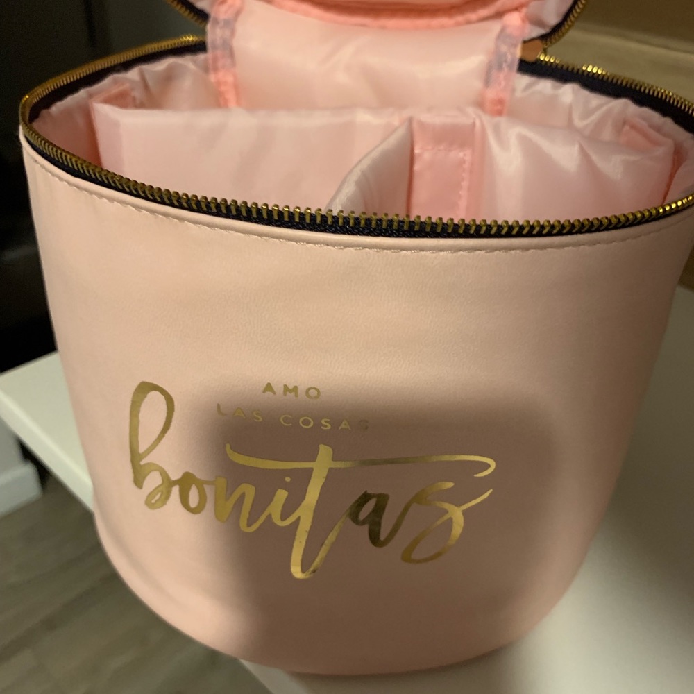 Rose gold travel bag